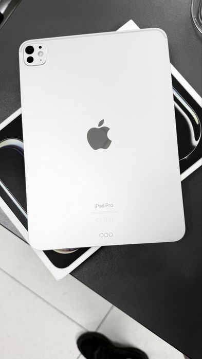iPad Pro M4 11inch Като Нов