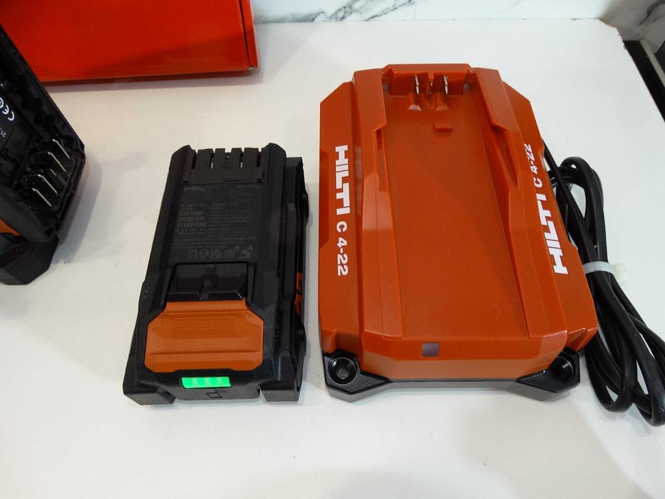 2024 - Hilti PM 50 - 22 / Nuron - Мултилинеен лазерен нивелир