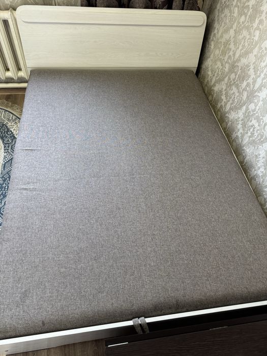 Продам полуторную кровать