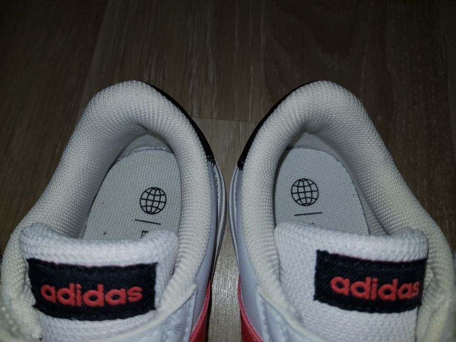 Adidasi Adidas copii mărimea 29