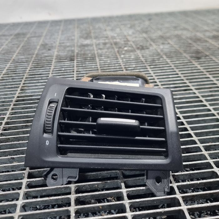 Grila Ventilatie Dreapta BMW X3 F25 Facelift (1501)