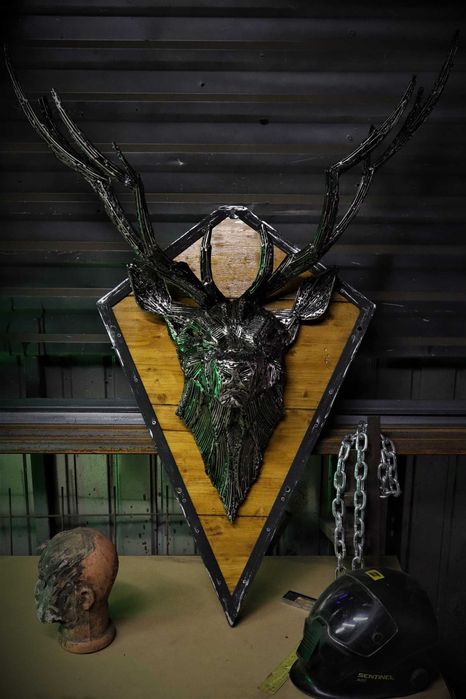 Sculptura cap de cerb.Trofeu cadou vanatori-otel si cupru-Razvan Ghita