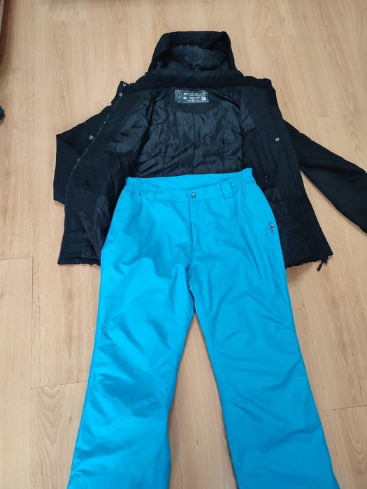 Дамска ски екипировка М размер