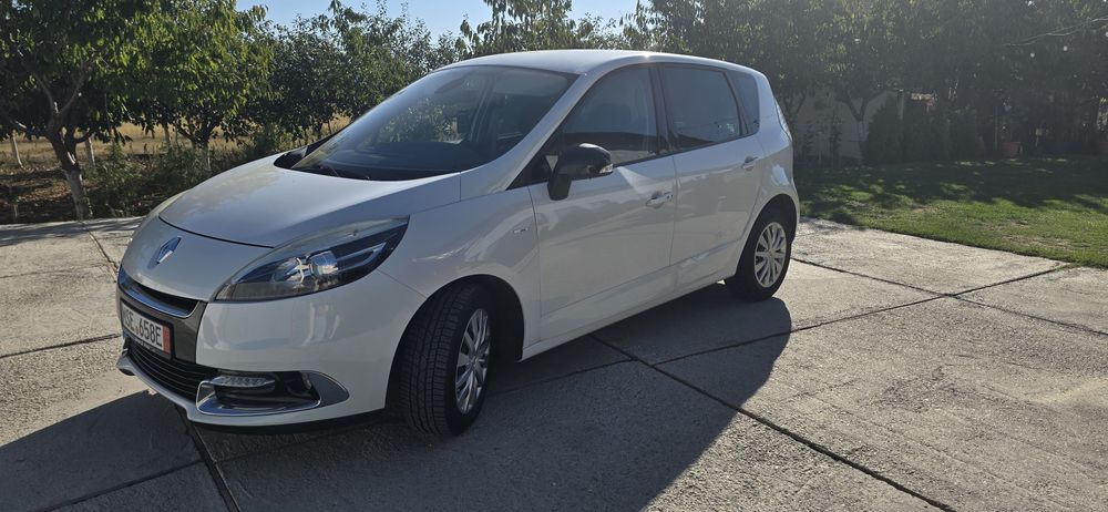 Renault Scenic Bose 2012 1.6 dci 130 cp Rar efectuat