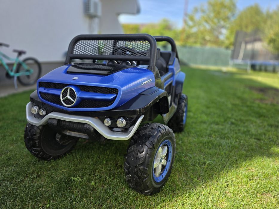 Mare Mercedes UNIMOG 4X4 pentru copii - baterie nouă