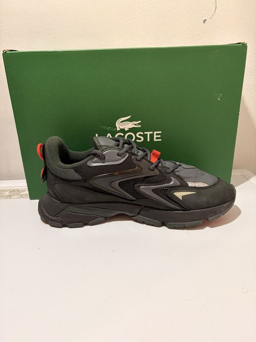 Обувки  lacoste