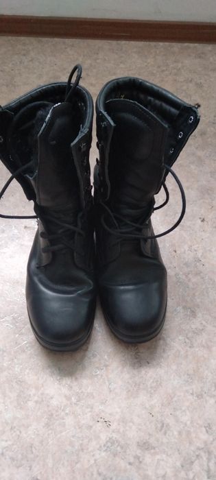Продам берцы зимние