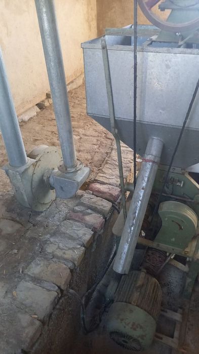 Tegirmon sotiladi. Kamishlagan. Yili2009