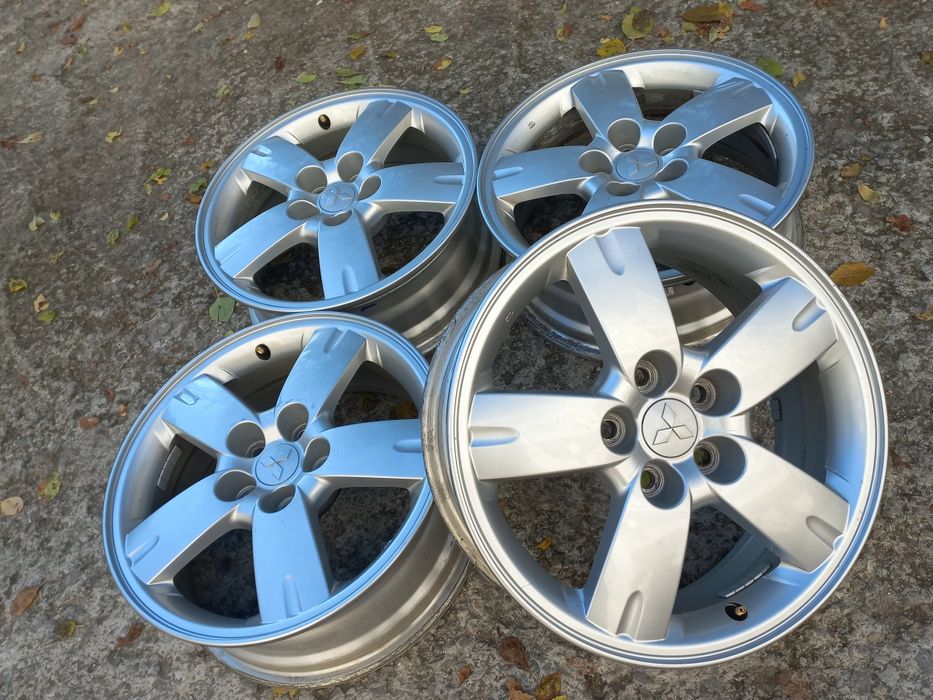 17 5x114.3 Mitsubushi Honda Hyundai Toyota Enkei 6.5j et38 Без Забележ