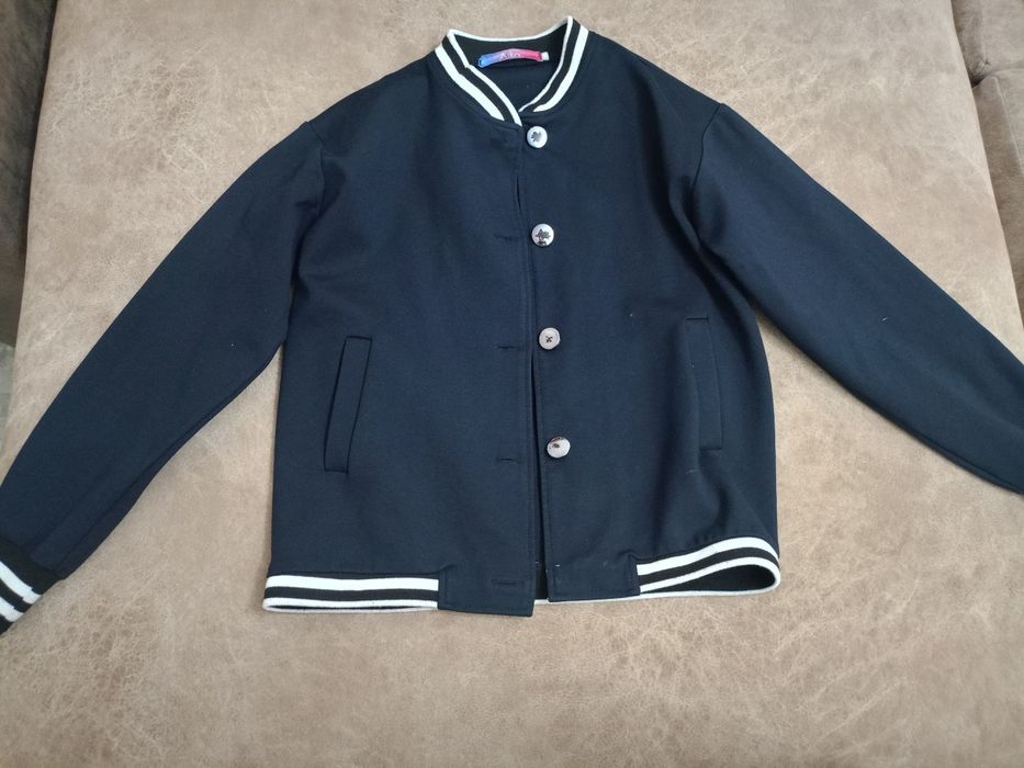 Продам джемпер школьный