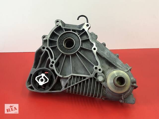 Раздатка BMW X5 E53 рест и до рест