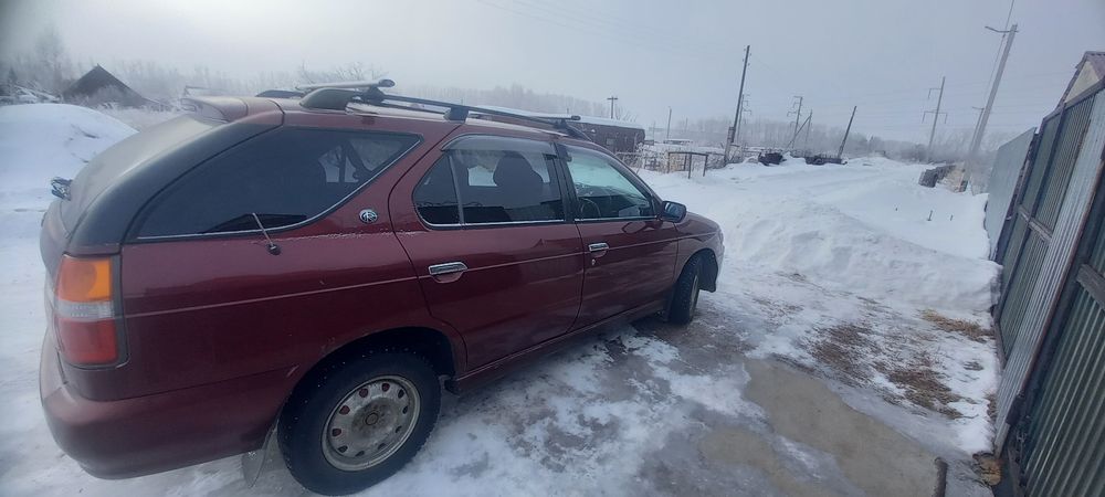 Продам Ниссан эрнеса