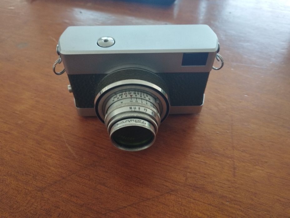 Фотоапарат ретро