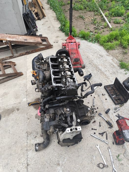 Bloc motor/chiuloasa/baie de ulei 1.9bxe skoda Octavia 2