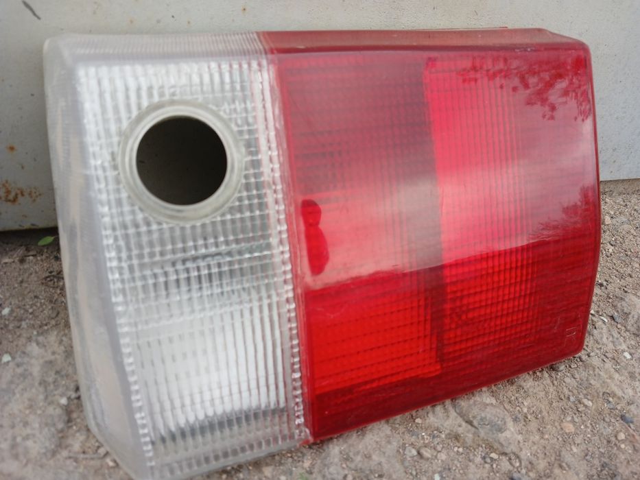 Фары багажника ауди 80 Б3