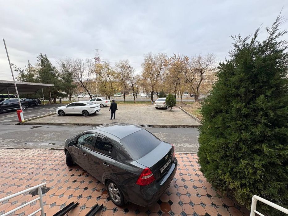 Dorixona sotiladi 85kv Yunusobod universam