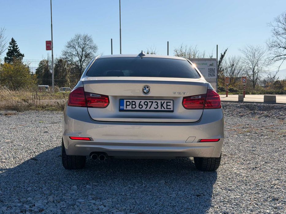 BMW 328I F30 ТОП състояние РЕАЛЕН ПРОБЕГ