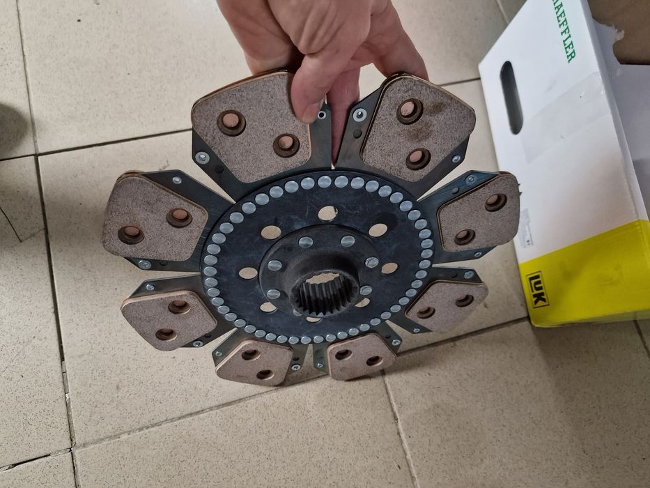 Disc ambreiaj tractor Landinii model toată gama preț cu tva se poate t