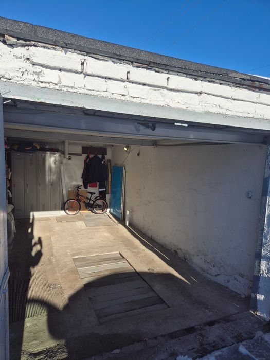 Гараж в Шахтерском