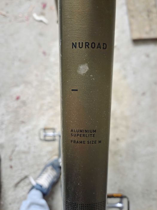 Bicicleta Cube NUROAD SLX