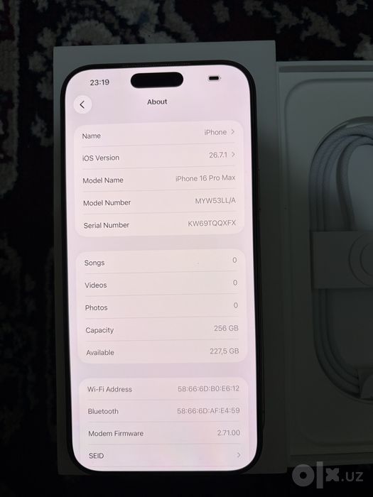 iPhone 16 Pro Max Desert titanium 256GB