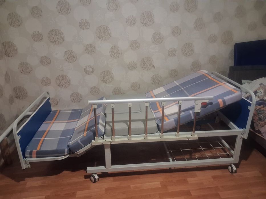 Медицинский кроват