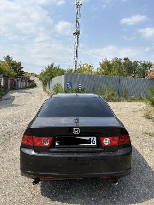 Продам Honda Accord, 2006 год