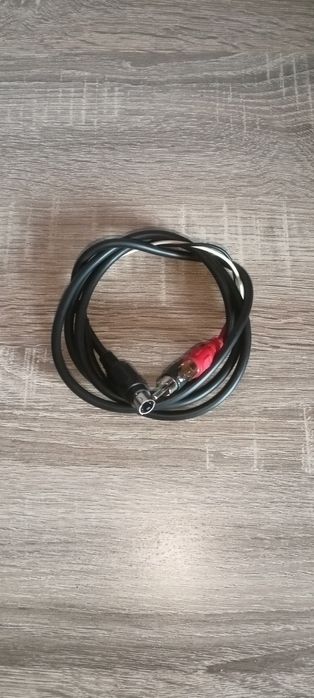 Кабели в комплект