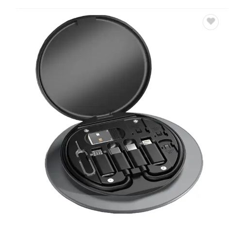 Комплект адаптери за USB кабел и аксесоари в кутийка