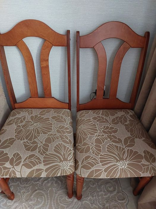 Продам стулья 6 штук