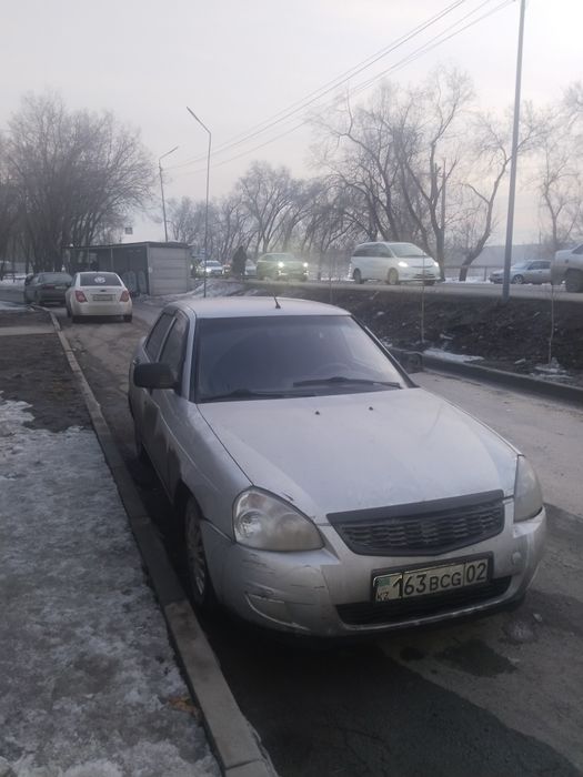 Лада Приора седан