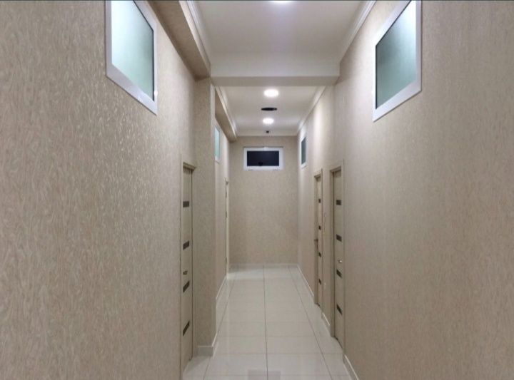 Пионерская, офис с мебелью