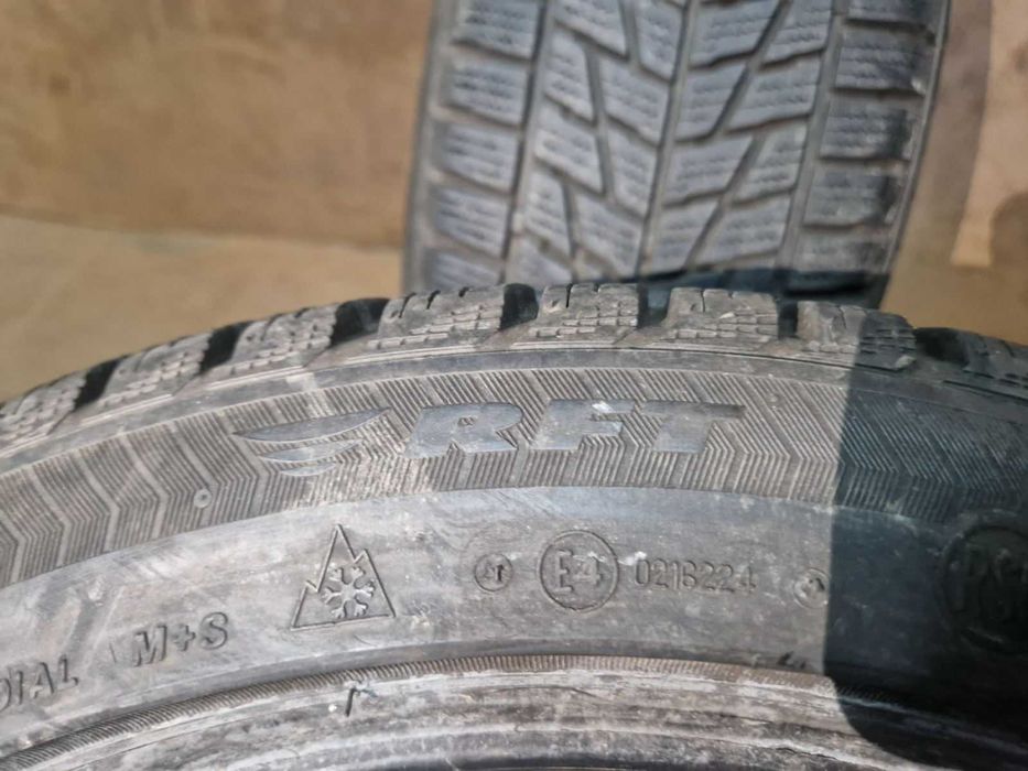 2 Bridgestone R17 225/45
зимни гуми Runflat 
DOT2218