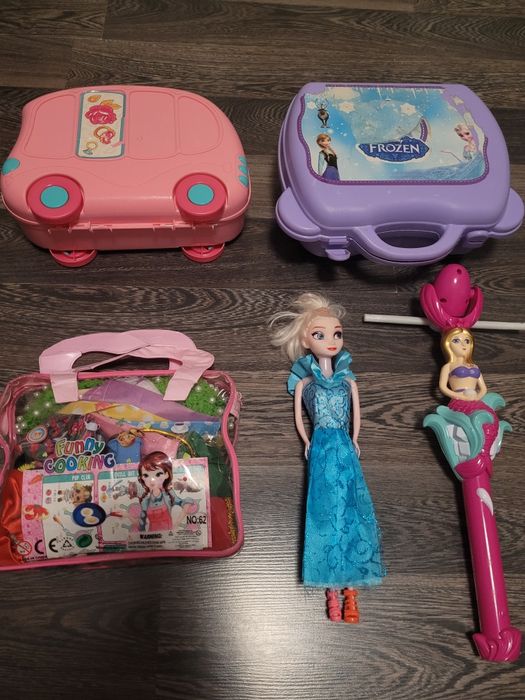 Игрушки для девочки куклы