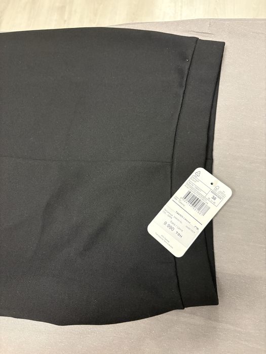 Модная юбка прямая чёрная