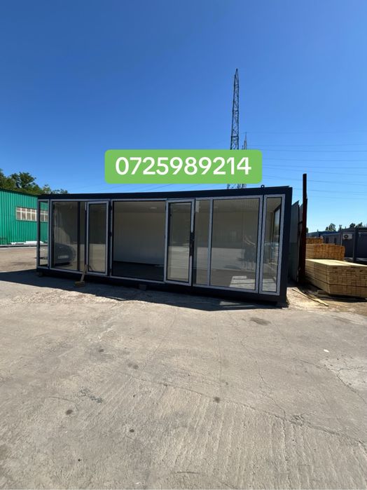 Container modular cu acoperis din fotovoltaice