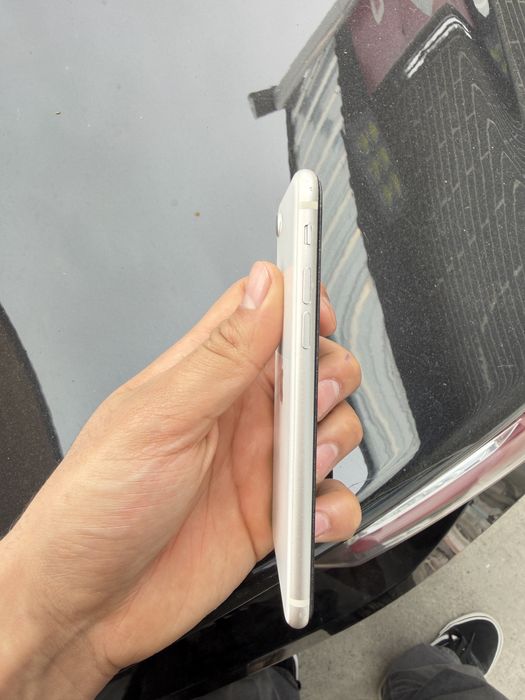 Iphone se 2022 sotiladi