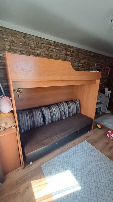 Кровать с диваном