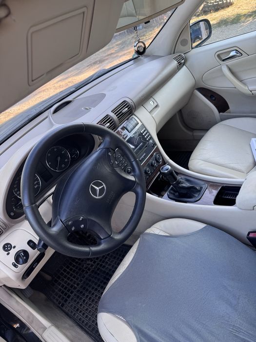 Mercedes benz c class w203