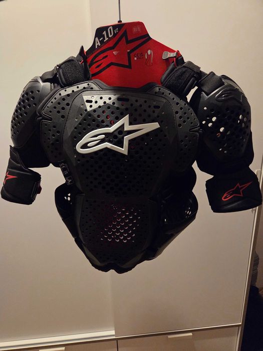 Alpinestars A10 V2 full chest protector