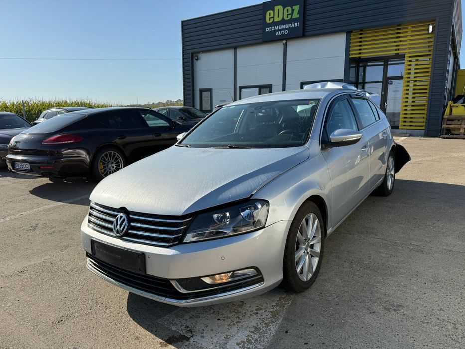 Dezmembrez Vw passat b7 limuzina gri LA7W 2.0 tdi CFFB volan stanga