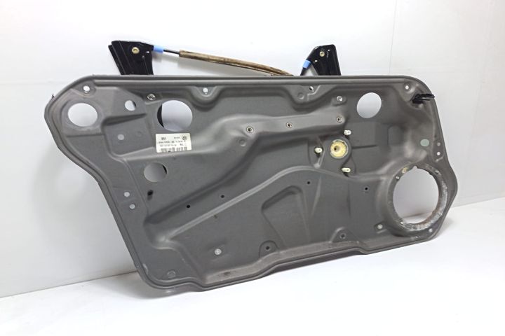 Macara usa stsnga fata 1J4837729BB Volkswagen VW Golf a 4-a generatie