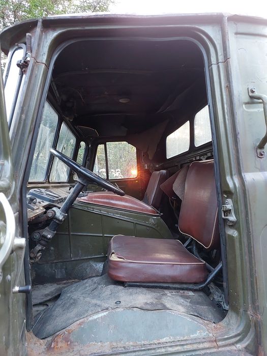 ГАЗ 66 бортовой продам срочно