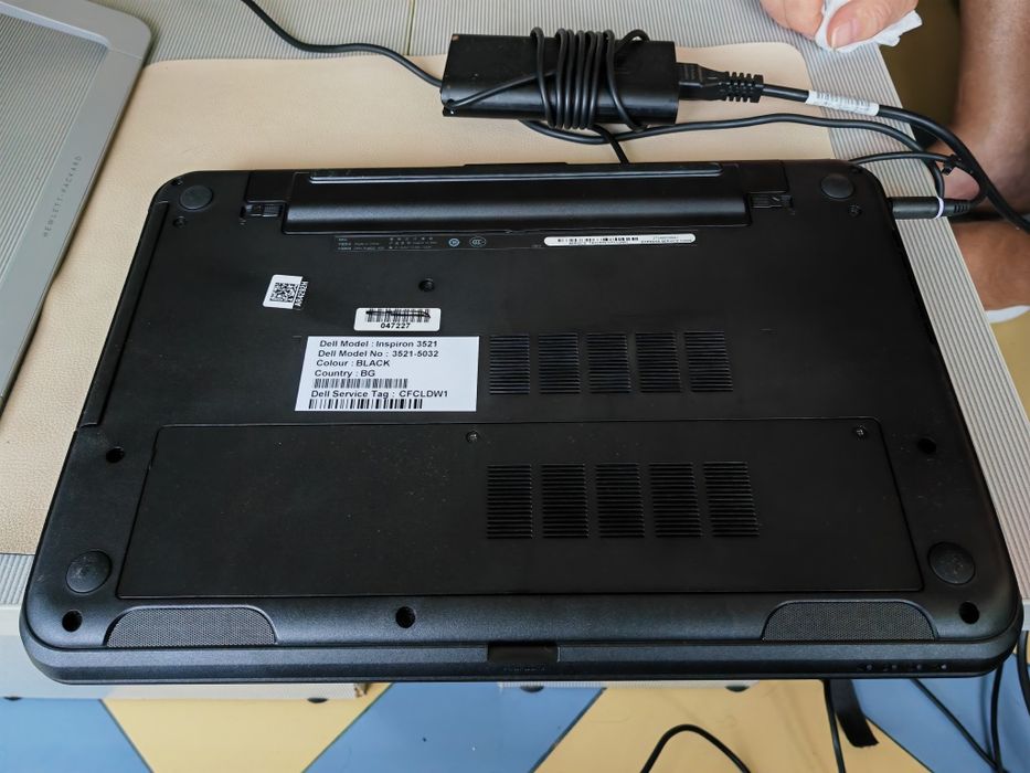 Dell Inspiron 3521 ,Intel® Core™ i5-3337U 1.80GHz,8GB DDR3,SSD 512GB, AMD Radeon HD 8730M