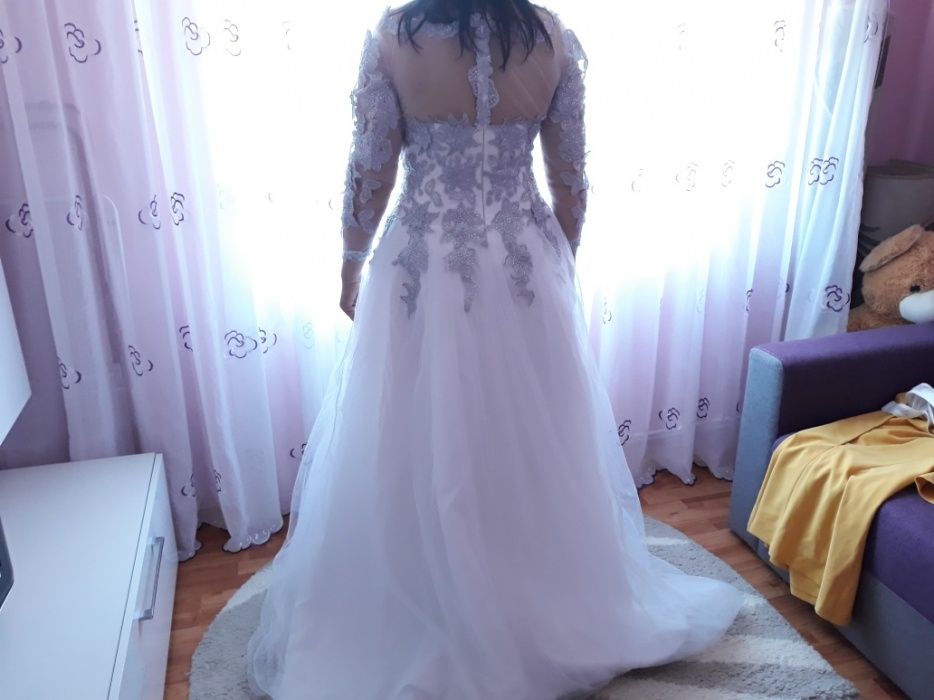 Rochie alba mireasa