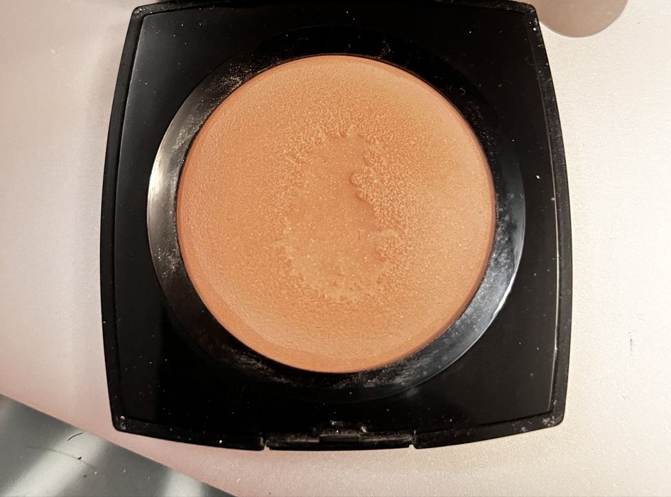 Пудри за лице Este lauder  Четки за Грим Червило