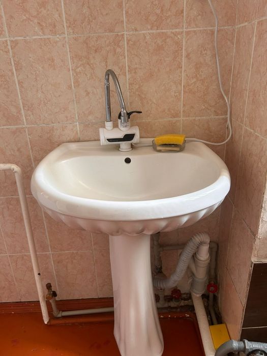 Срочно продаи раковина