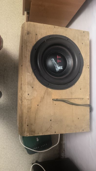 Продам сабвуфер тт 12 в коробке труба