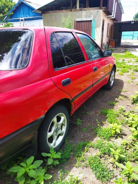 Nissan sunny 1995