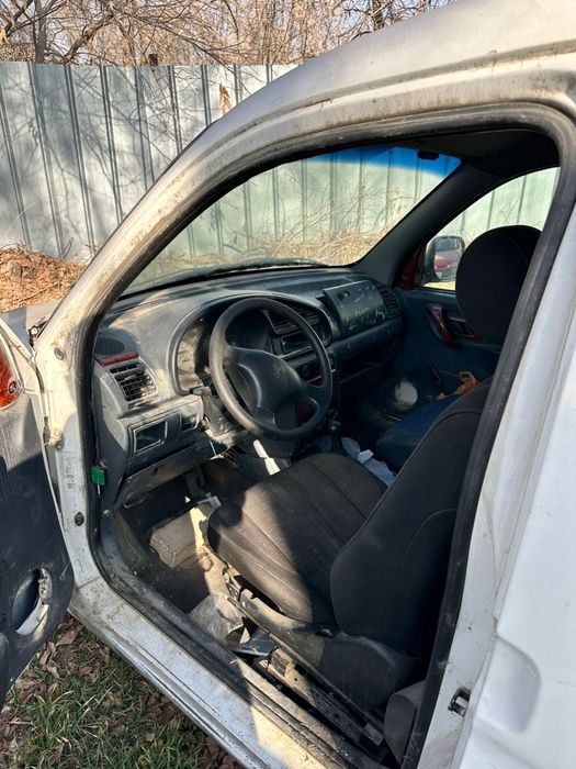 Продаеться два автомобиля Peugeot Partner